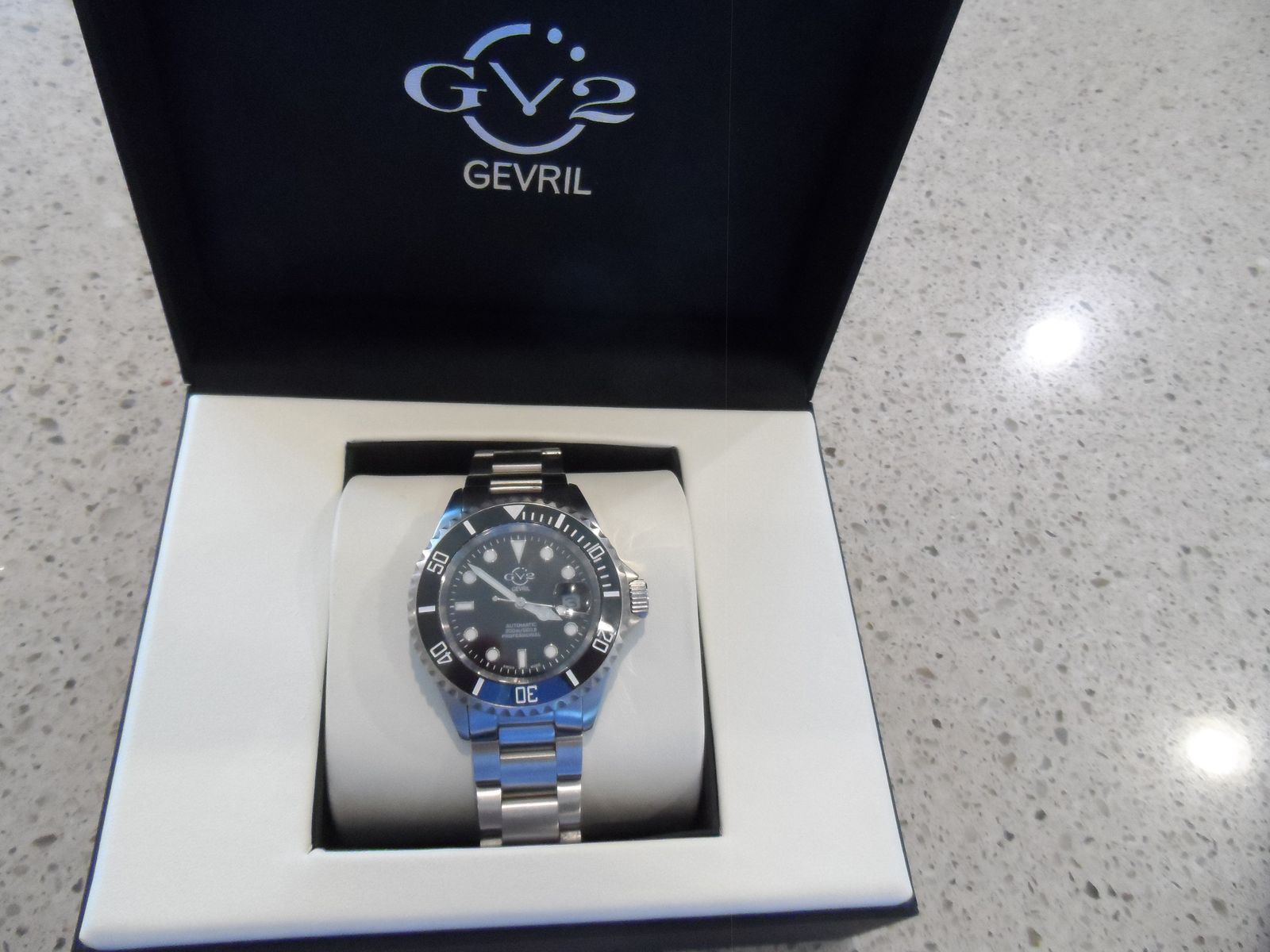 EXPENSIVE WATCH NEW IN BOX  FOR SALE