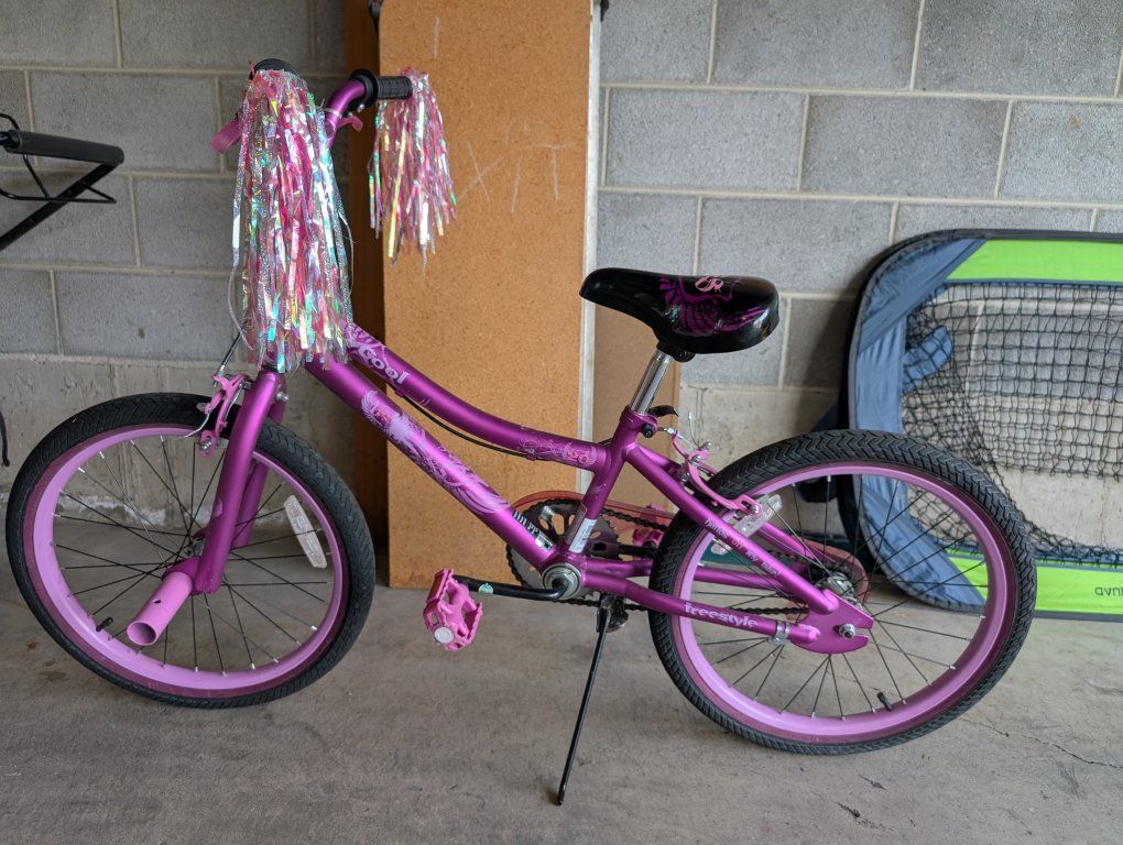 3 kids bikes for $100