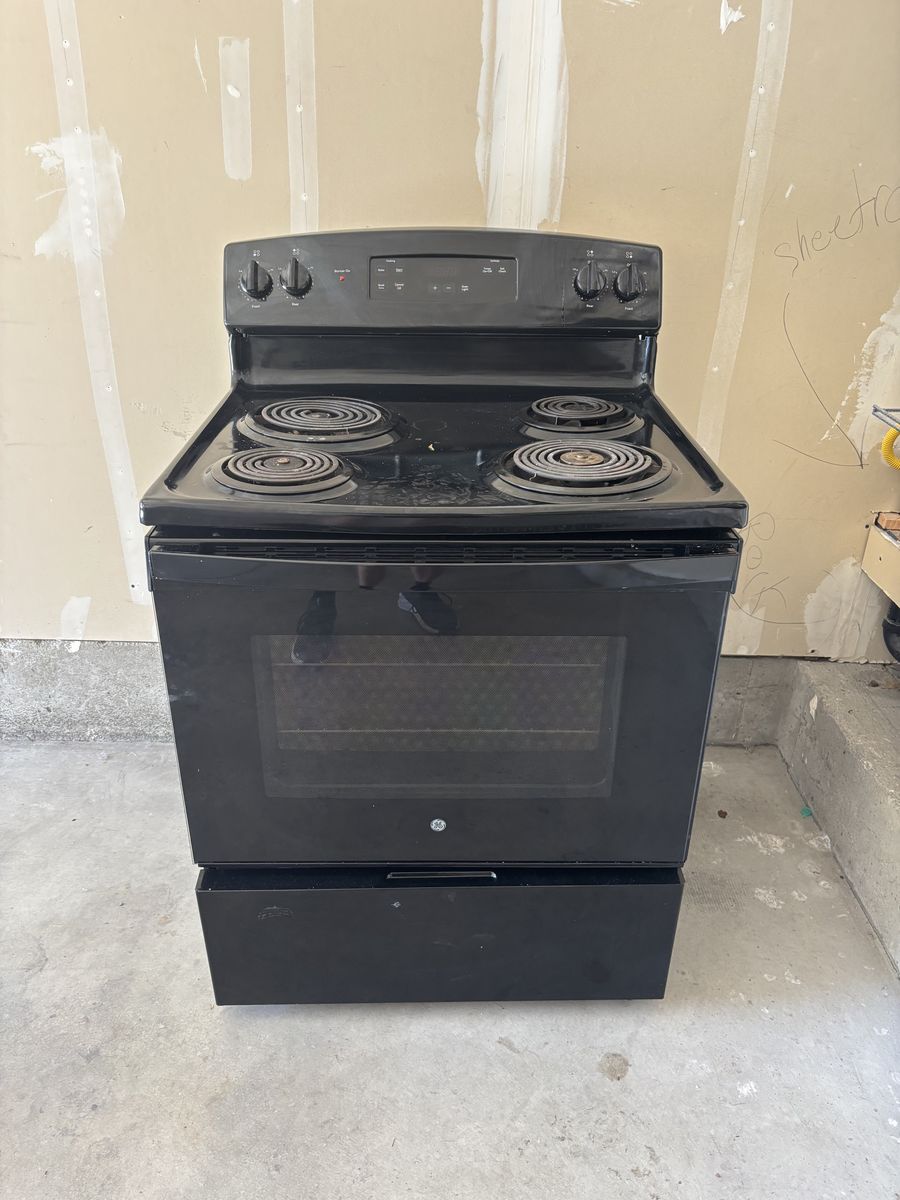 GE Stove & Microwave