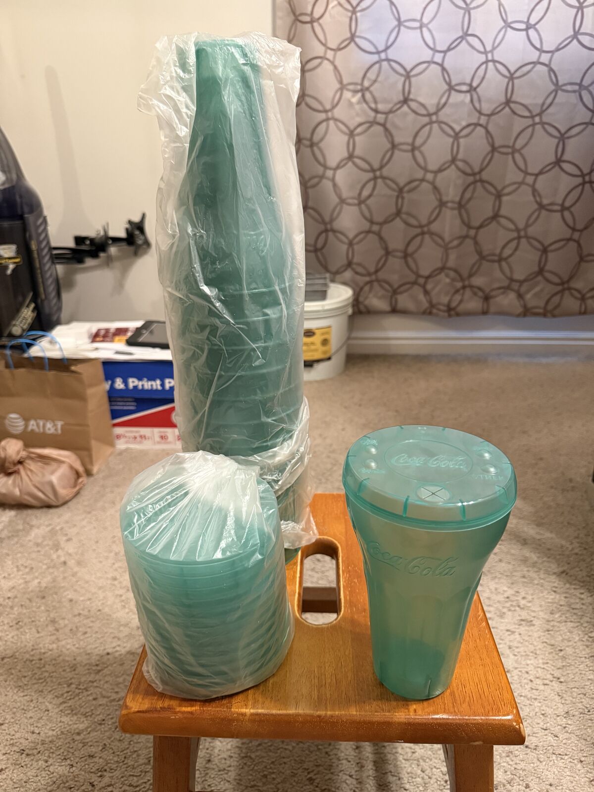 14 Brand New Plastic Tumblers with Lids