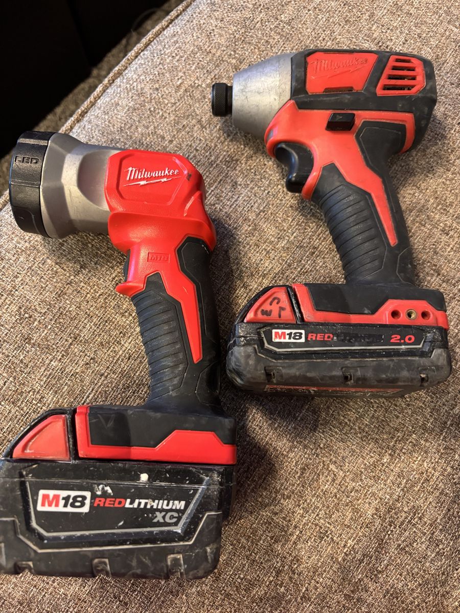 Nice Milwaukee M18 Flashlight&impact With Battery
