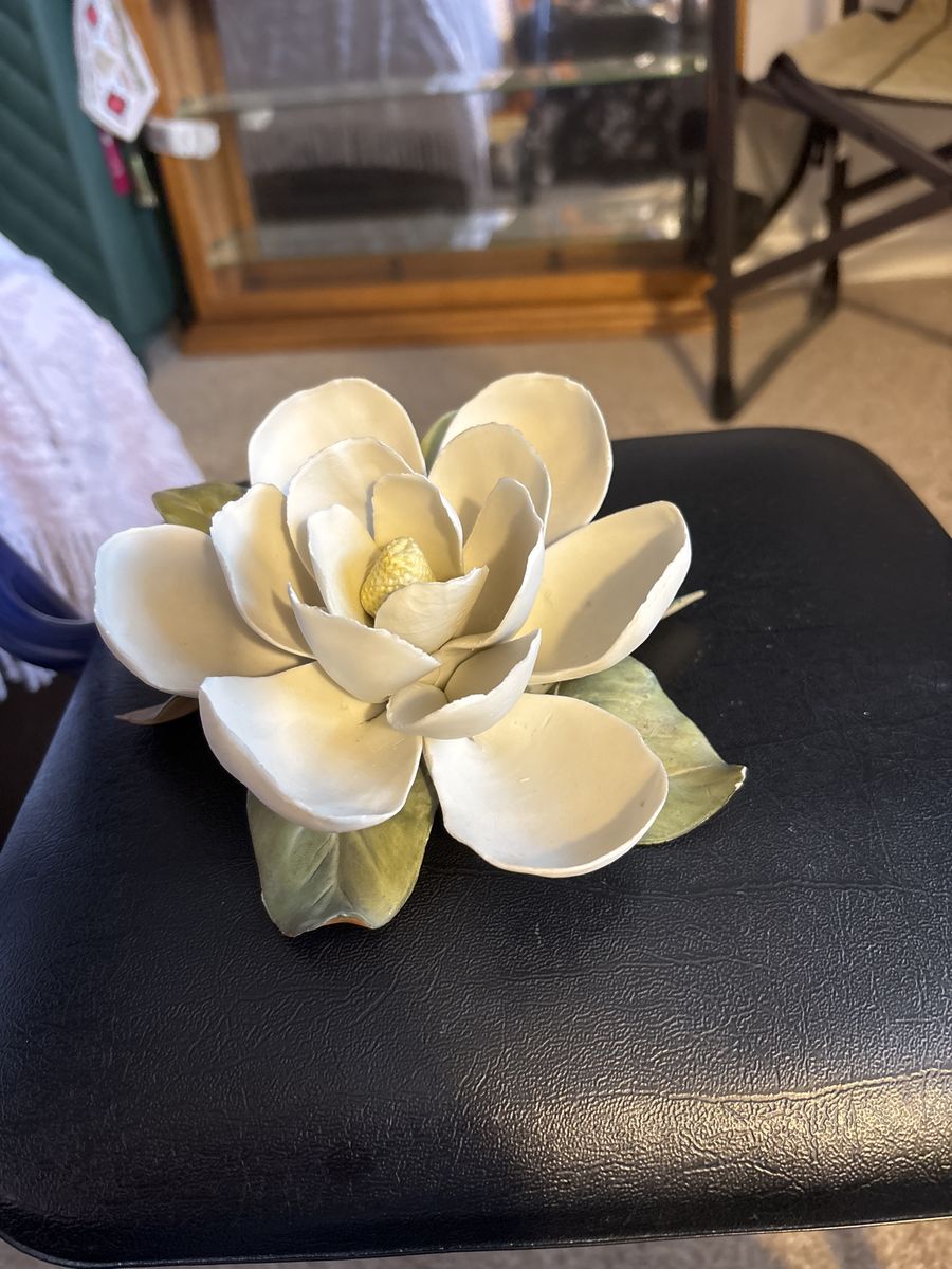 HOMCO Masterpiece White Porcelain Figurine 