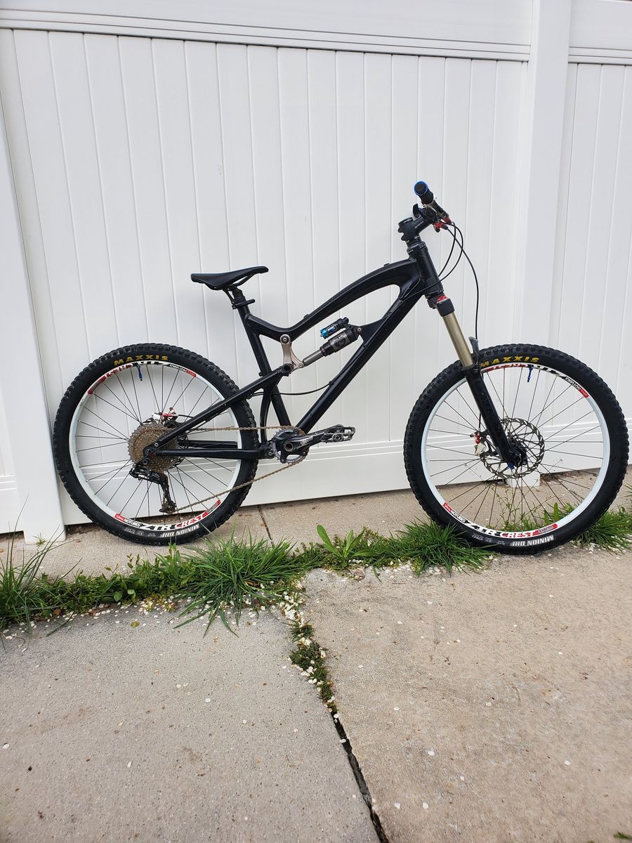 Santa Cruz Nomad 1 Large