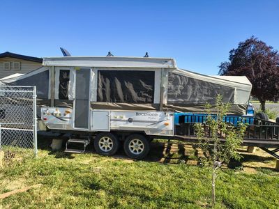 CAMP TRAILER TOY HAULER POP UP