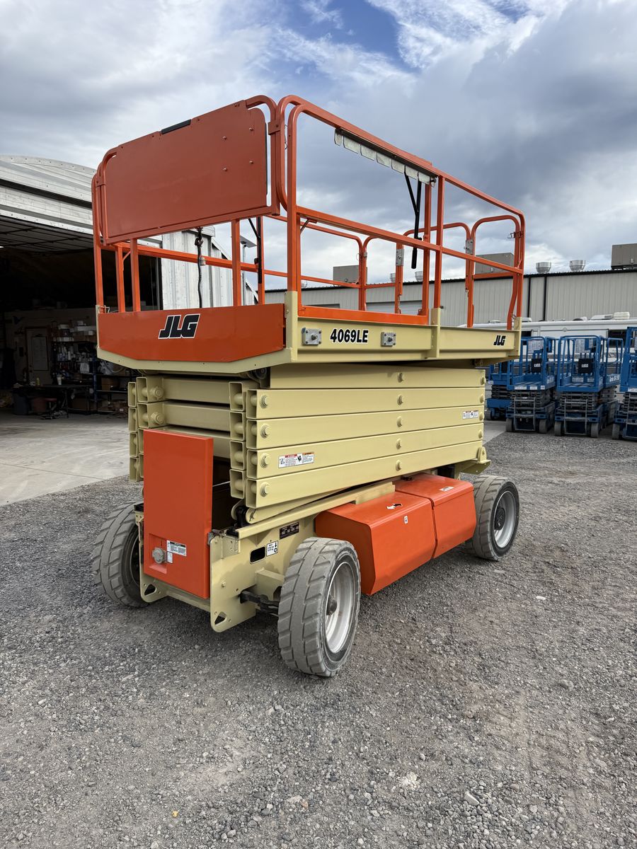 2017 JLG 4069LE Scissor Lift | 367 Hours | Warranty | ID 3522