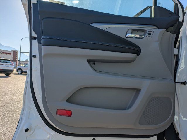 Main image 7