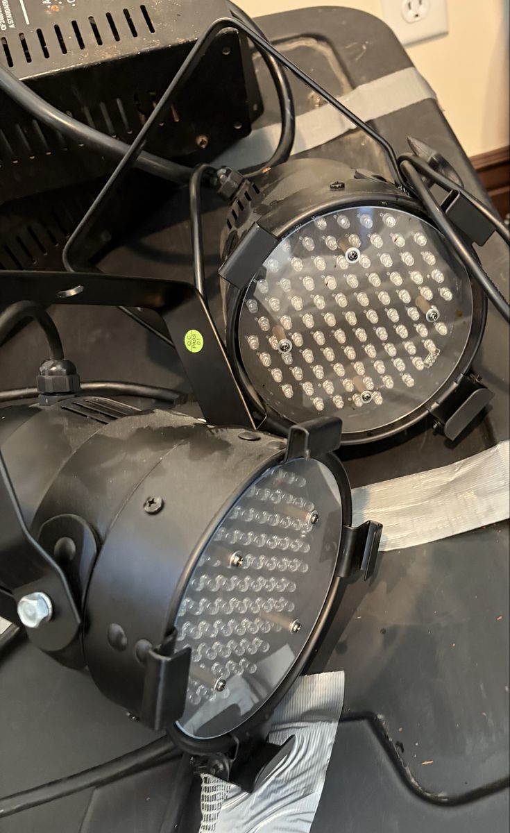 2 venue Led RGB color blending lights