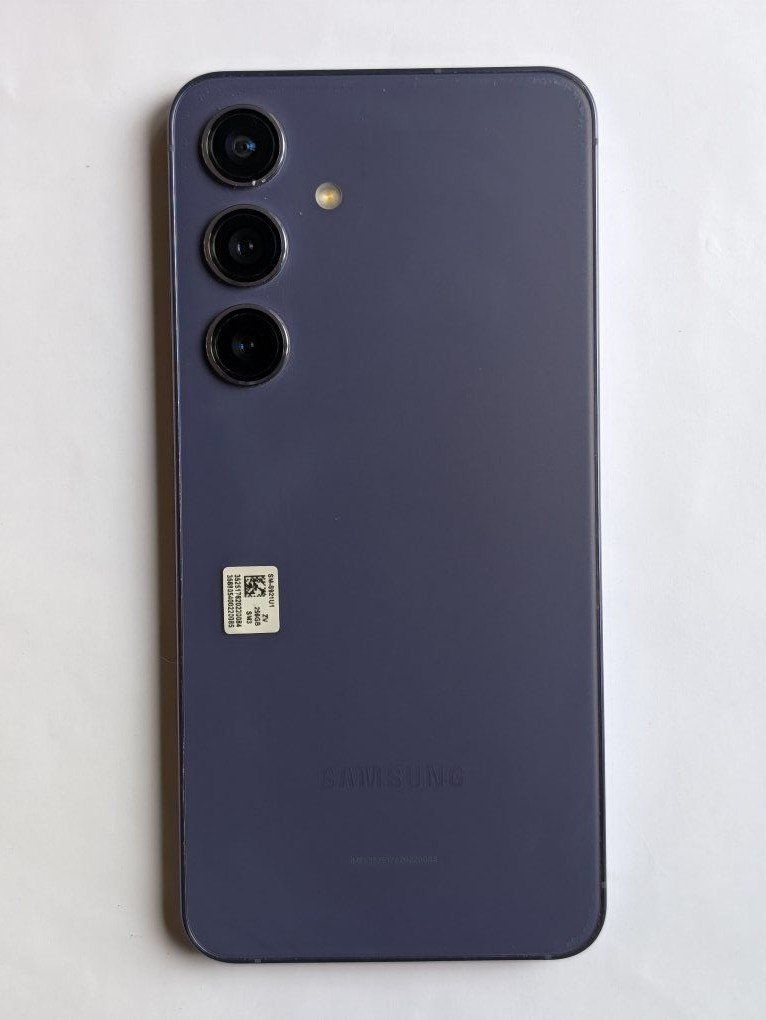 Main image 4