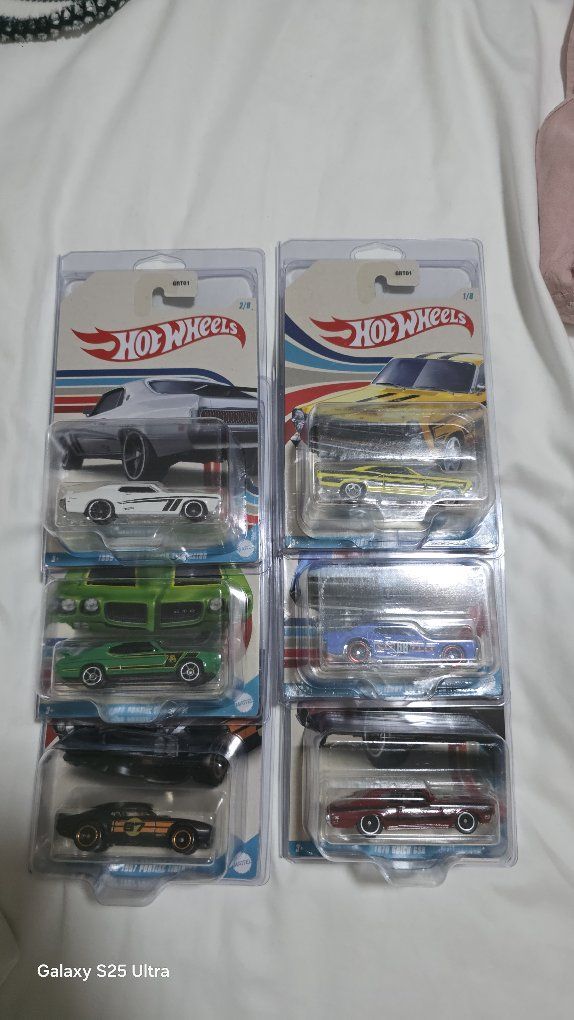 Hot Wheels American Scene 1:64 Die-Cast Car Set - 6 Cars, Sealed in Original Packaging