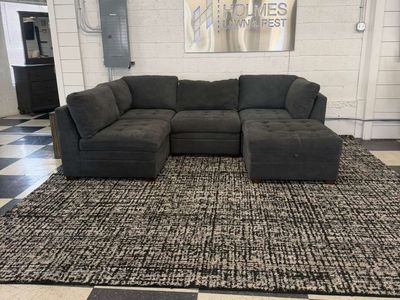 COSTCO THOMASVILLE TISDALE 5-PIECE FABRIC MODULAR SECTIONAL W/ STORAGE OTTOMAN, DARK GRAY!!