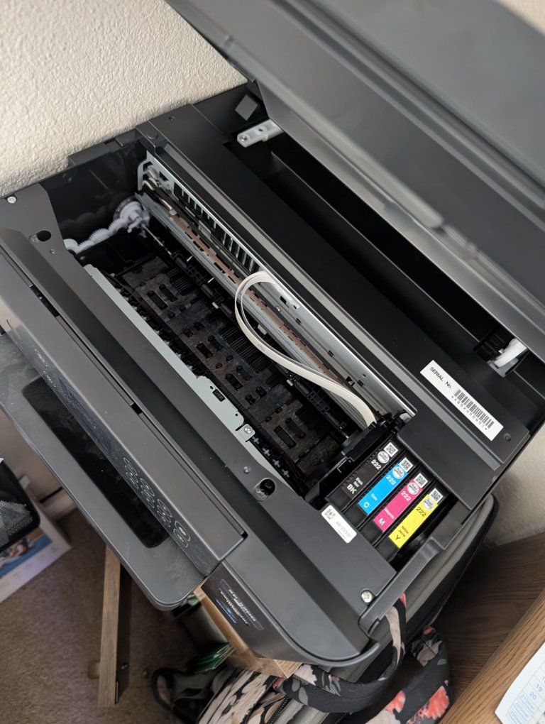 Main image 3