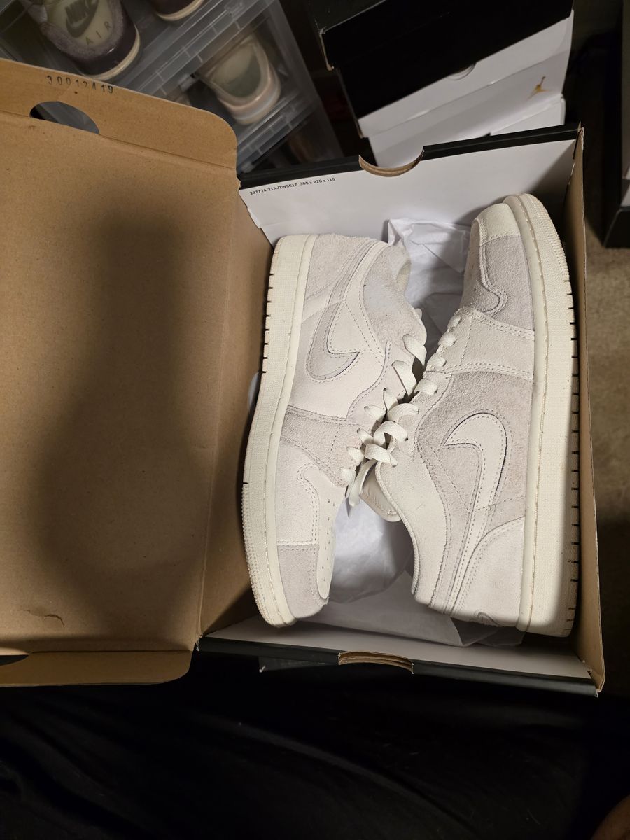 Jodan 1 se pale ivory