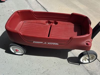 Radio Flyer Wagon