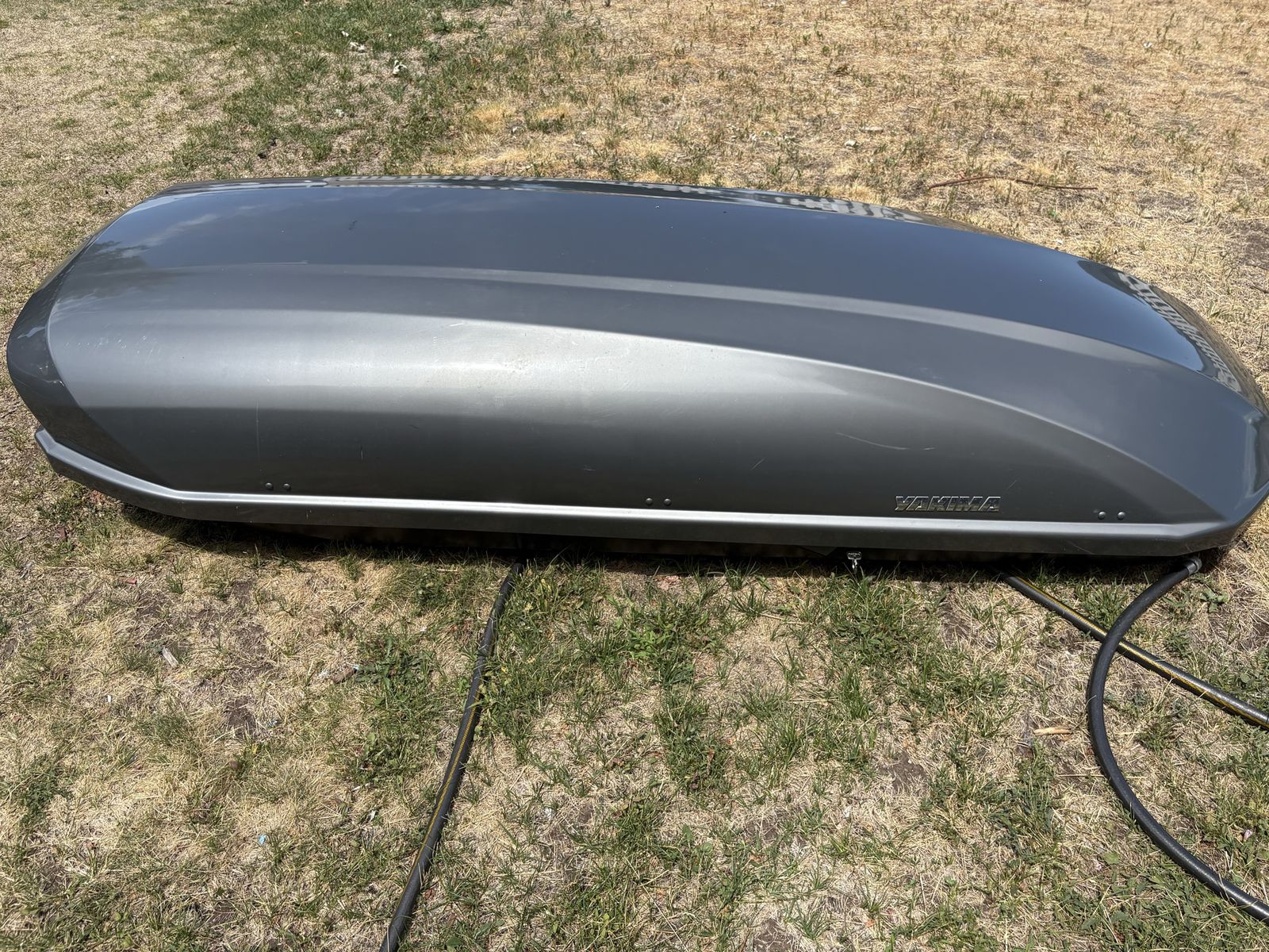Yakima showcase 21 cubic cargo box