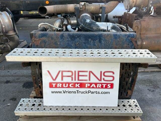 Detroit DPF Assembly