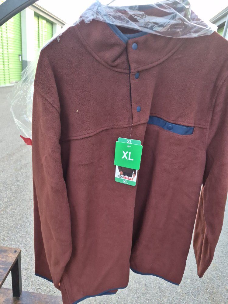 Men's 32 Degrees Heat XL Fleece Pullover - Maroon with Snap Buttons and Pocket