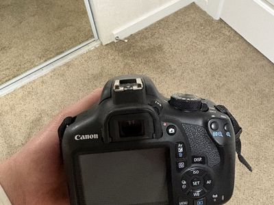 Canon EOS Rebel T6