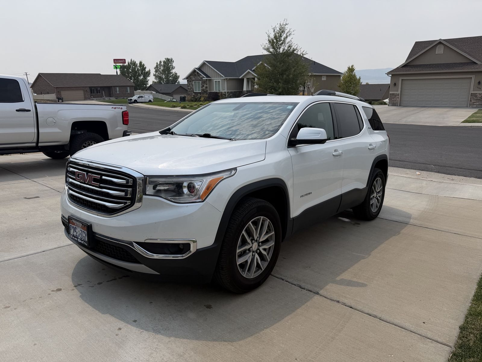 2017 GMC Acadia SLE-2