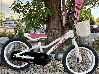 16” Trek Precaliber bike in excellent condition