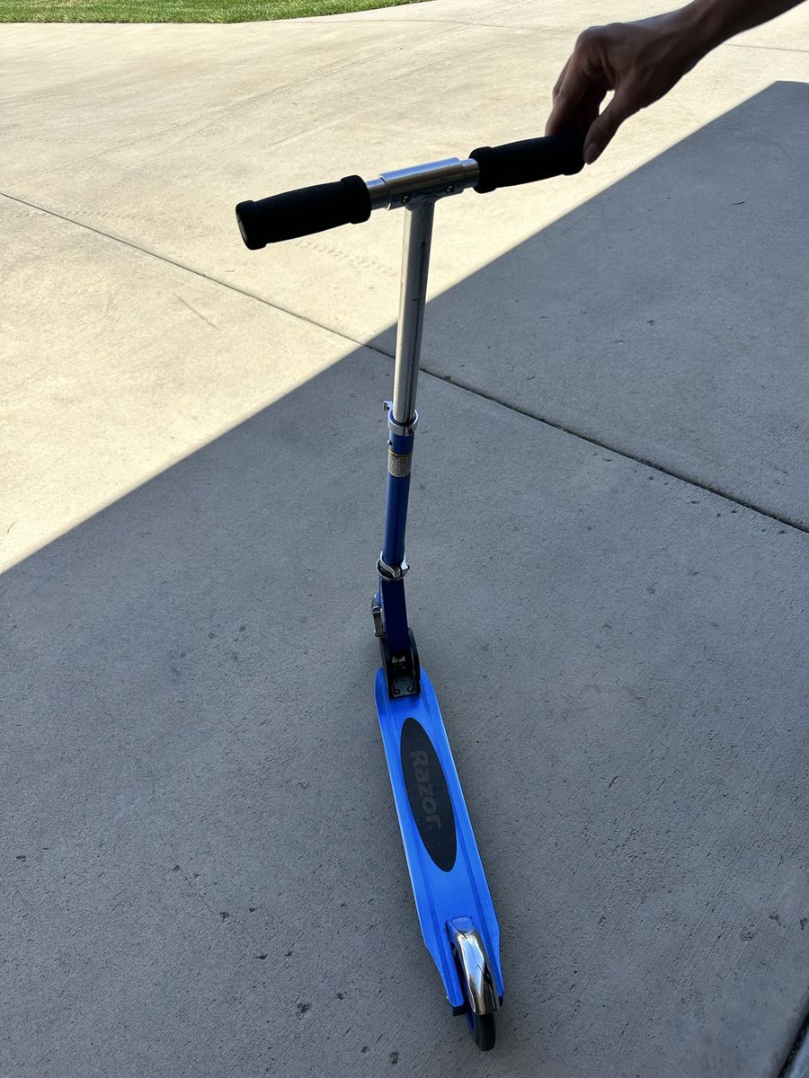 Razor Blue Kick Scooter - Classic Lightweight & Foldable Design