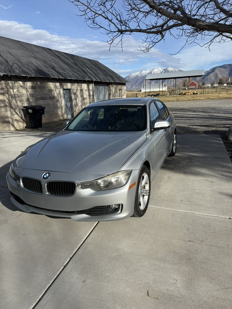 2013 BMW 3 320i