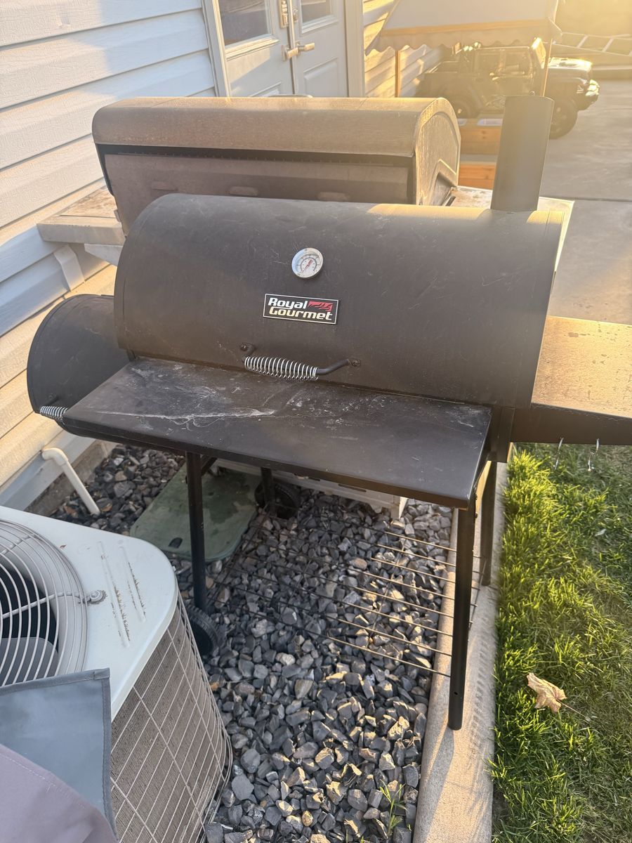 Royal Gourmet Offset Charcoal Smoker