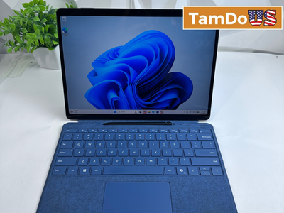 Microsoft Surface Pro 11th Ed 13", Snapdragon X Plus, 16GB, 256GB SSD Bundle