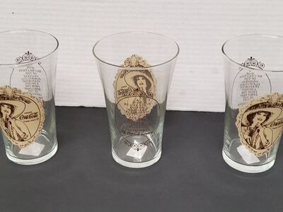 Vintage Coca-Cola glasses. 10.00 each