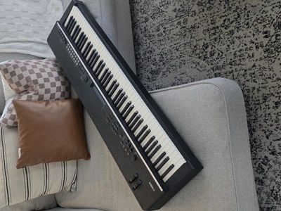 Yamaha CP4 Stage Keyboard