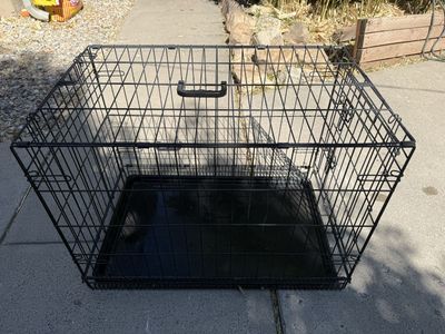 Folding Metal Wire Dog Crate with Removable Tray - 30" x 19" x 21"