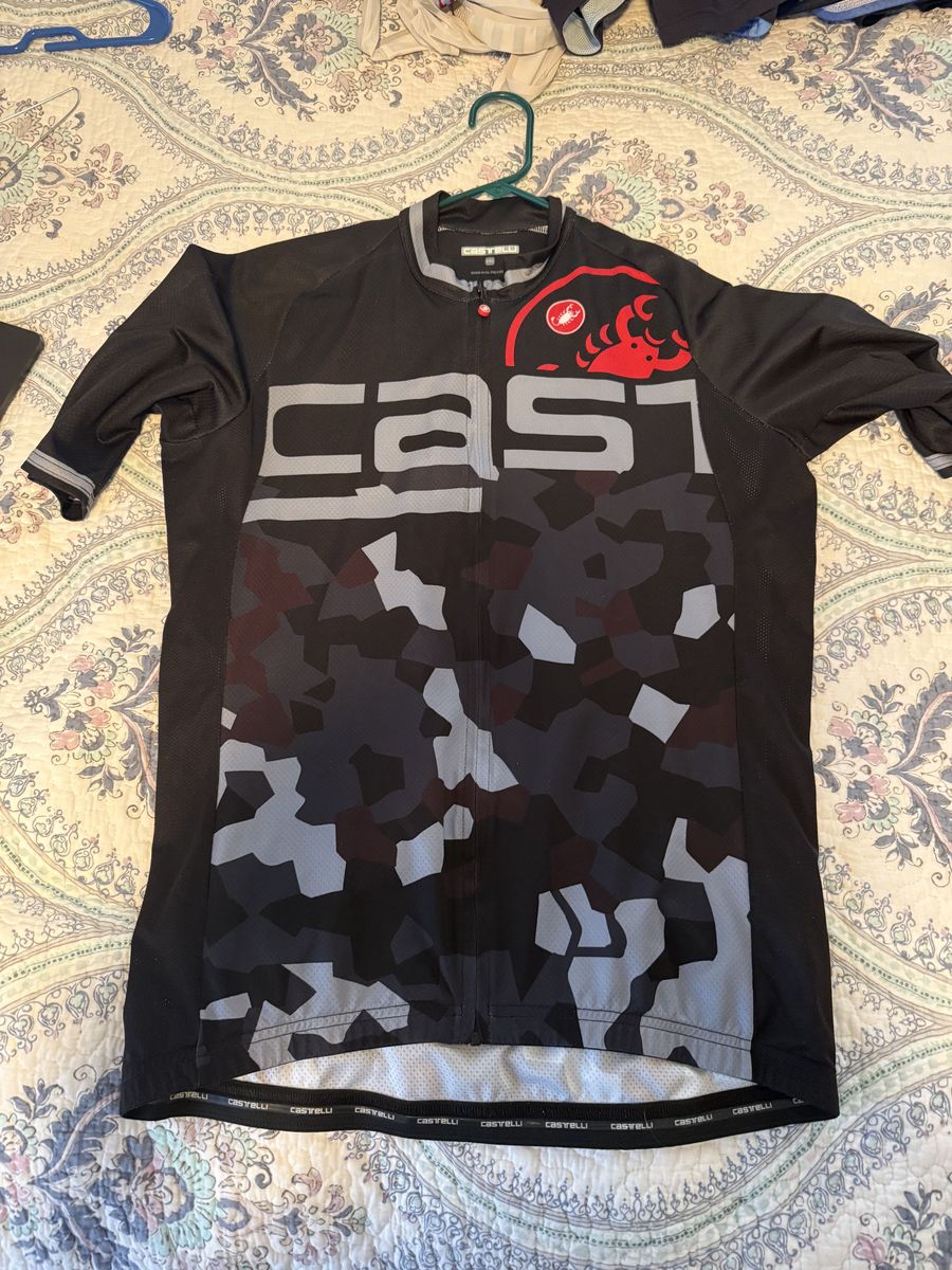 Men's Cycling LOT - Rapha, Castelli, Specialized, Hill Killer