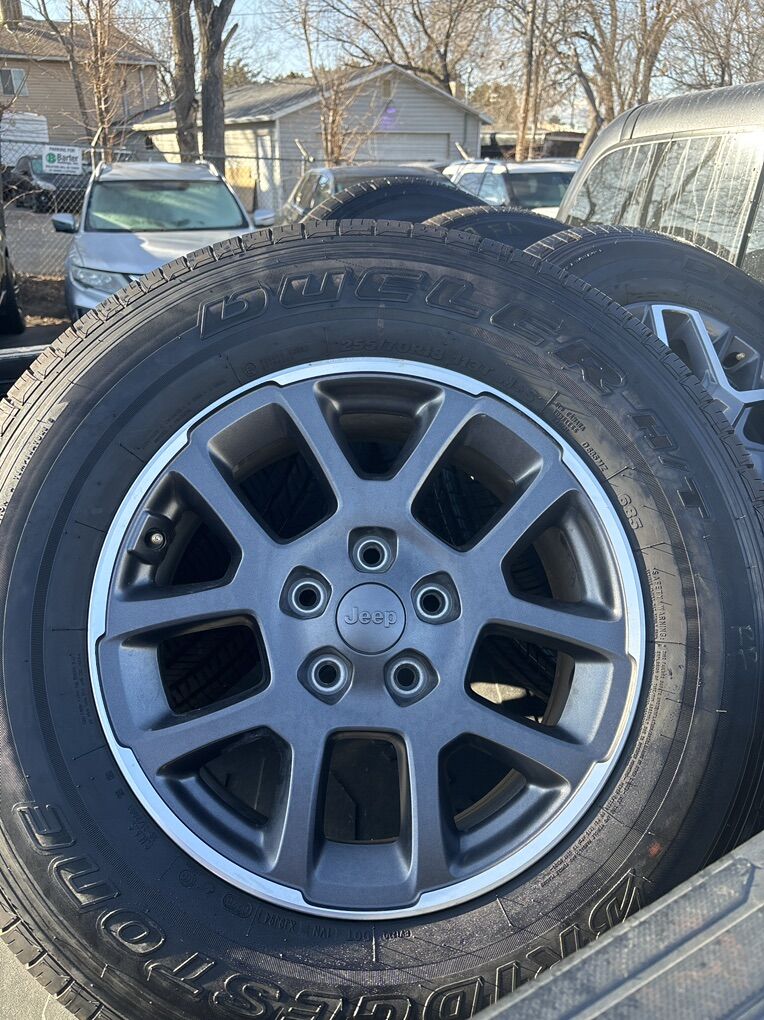 2025 wrangler, Jeep, Takeoff Wheels , And Tires