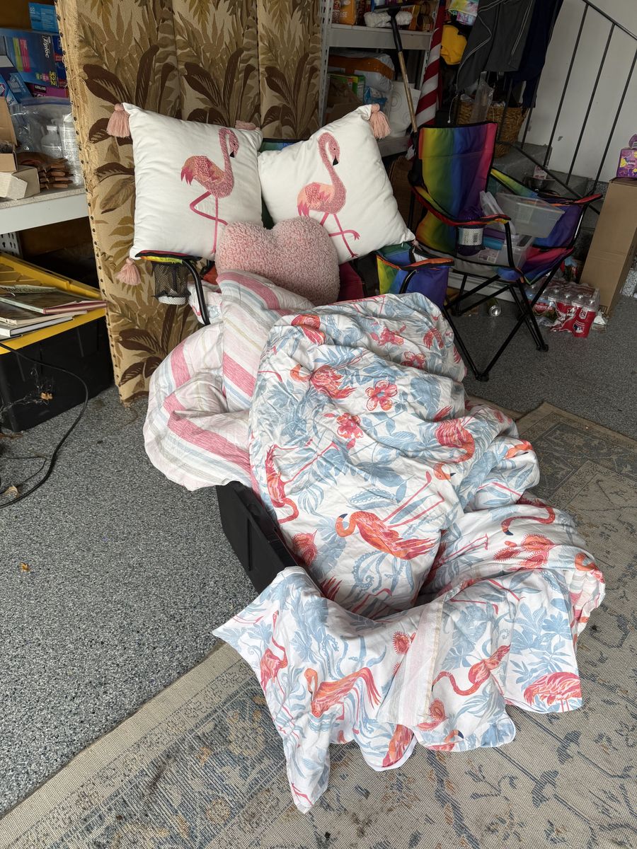 Flamingo Themed Comforter And Fancy Pillows