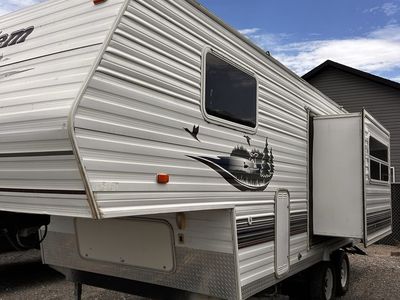 2004 Salem 5th Wheel