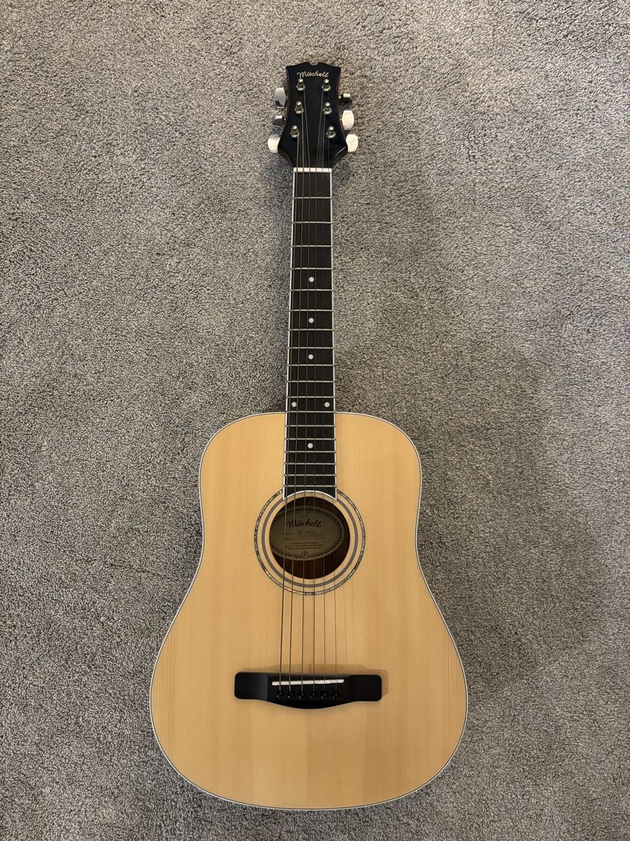 Mitchell DJ-120/N 3/4 Acoustic Guitar + Gig Bag & Strap (Excellent Condition)