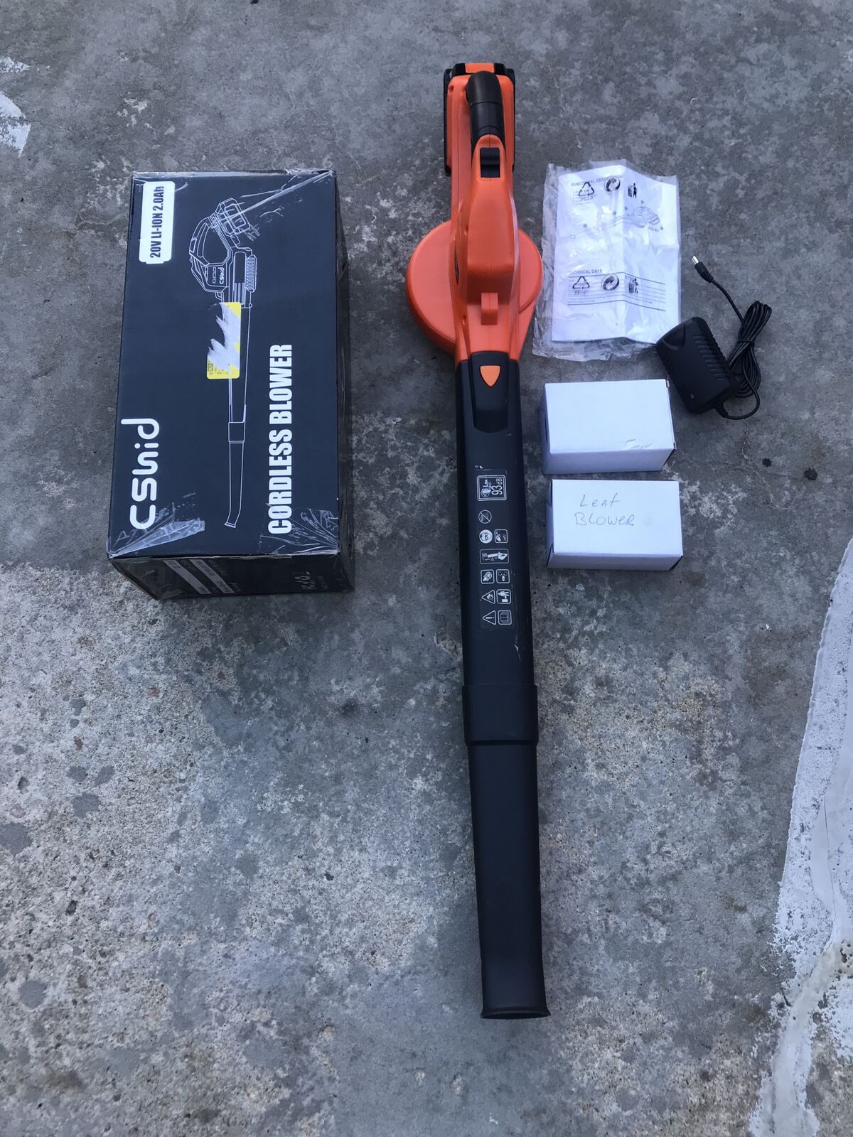 new leaf blower with 2 batteries and charger for 40.00