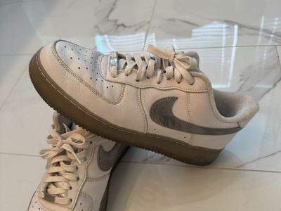Nike Air Force 1 Low White/Grey Gum Sole - Size 11