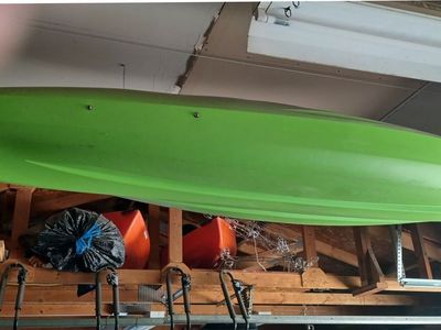 4 Lifetime kayaks