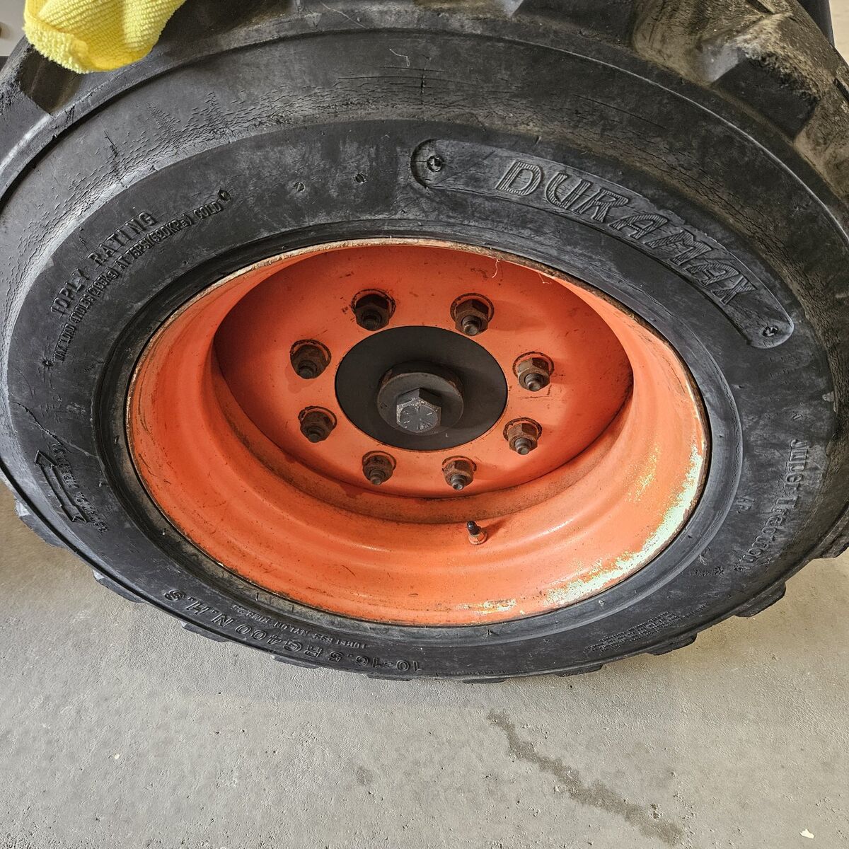 ISO BOBCAT S185 original wheel