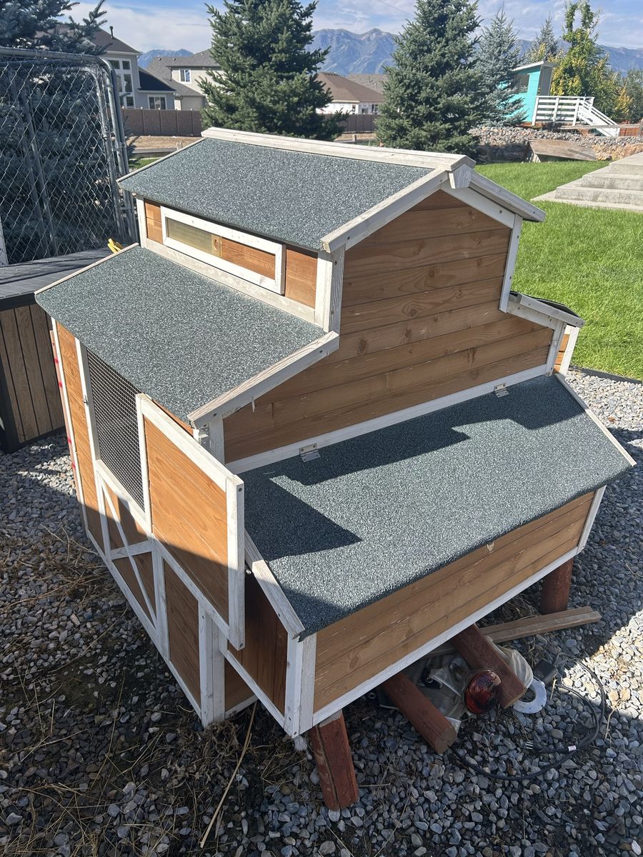Chicken coop