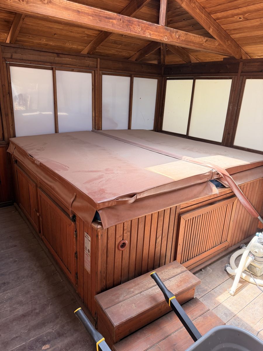 Used Hot Tub/Spa with Wooden Cabinet and Cover - Ready for Relaxation