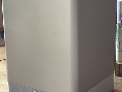 Harmon Kardon subwoofer