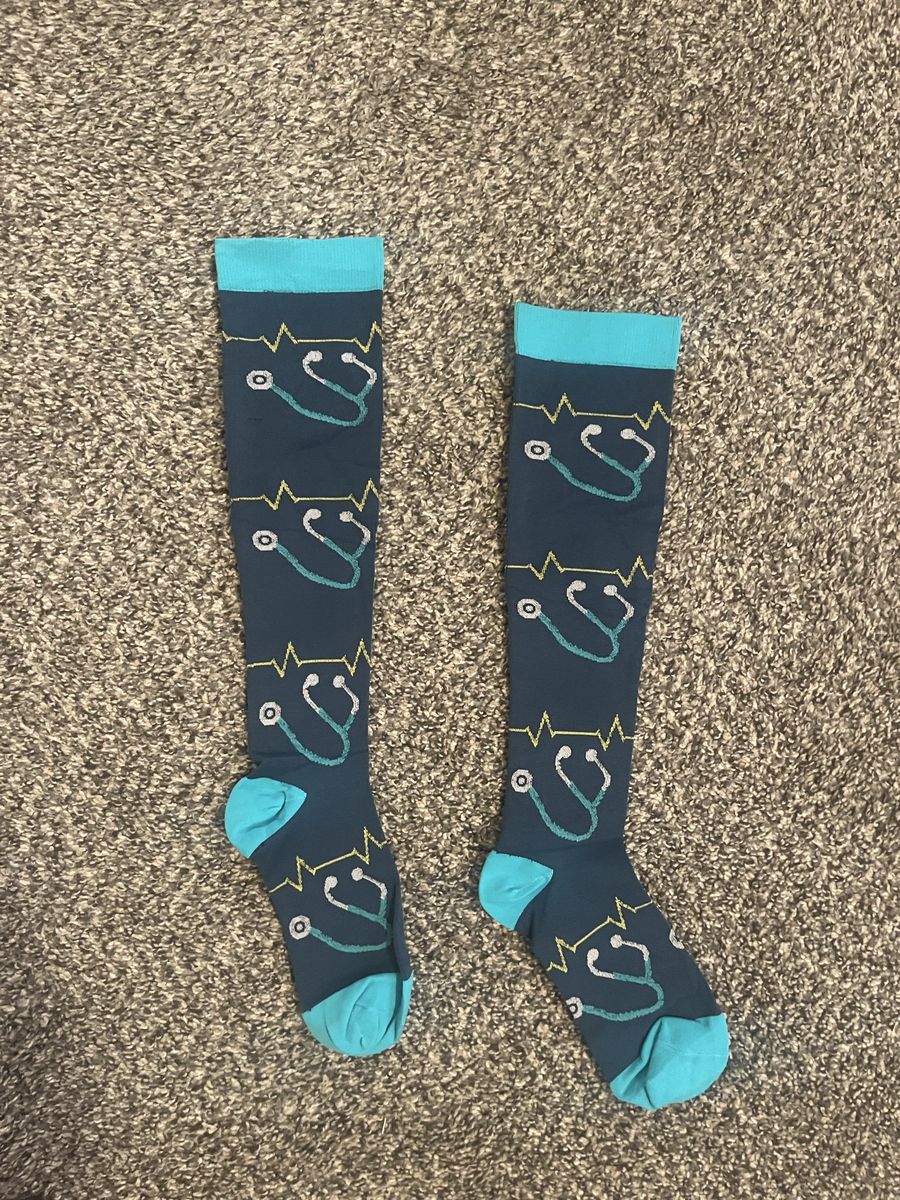 New L/XL Women's Compression Socks
