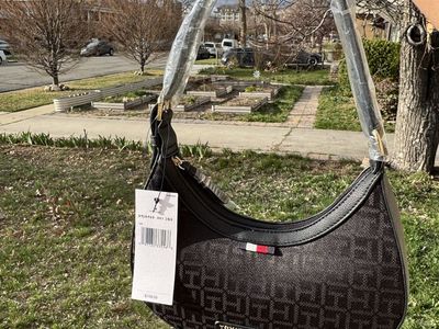 New Tommy Hilfiger Small Shoulder Bag For Women