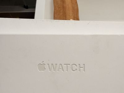 Apple Watch Series 10 GPS + Cellular