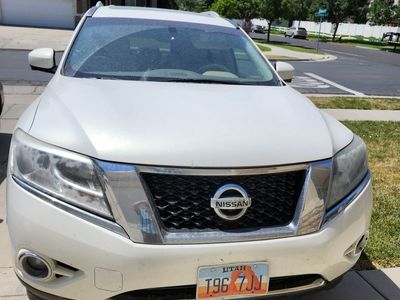 2014 Nissan Pathfinder Platinum