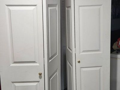 bifold closet doors