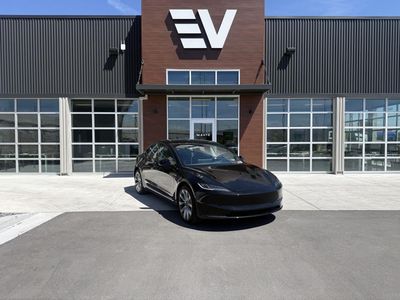 2025 Tesla Model 3 Long Range