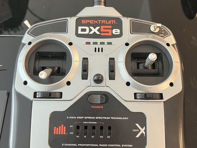 Spektrum DX5E rc radio controller and AR610 reciever