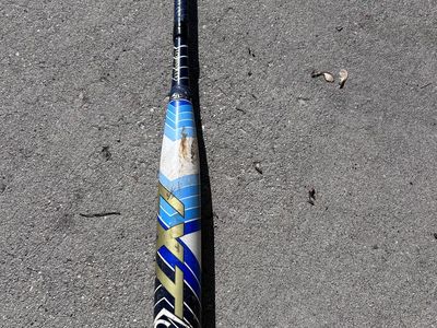 Louisville LXT Softball bat 30" -11